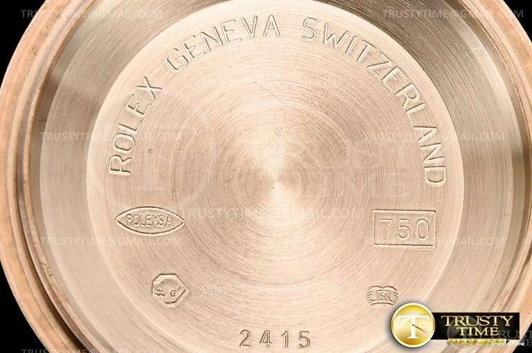 0427 RDD0219E – DayDate 36mm RelaxedFit 695